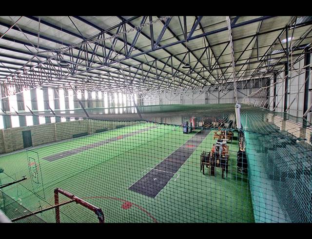 2,725M² WAREHOUSE TO LET IN HOOGLAND